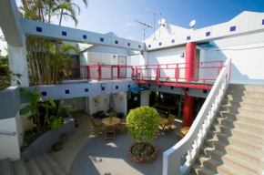  Surfside Bed & Breakfast  Онна